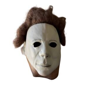 Michael Myers Halloween Mask